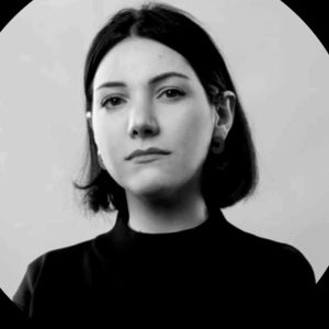 Marianna b/w